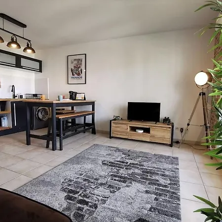 Apartment T2 A 5 Min De La Mer, 2 Lits *